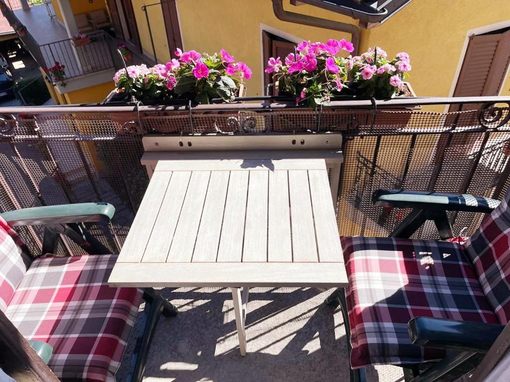 Stella Apartment Baveno Luaran gambar